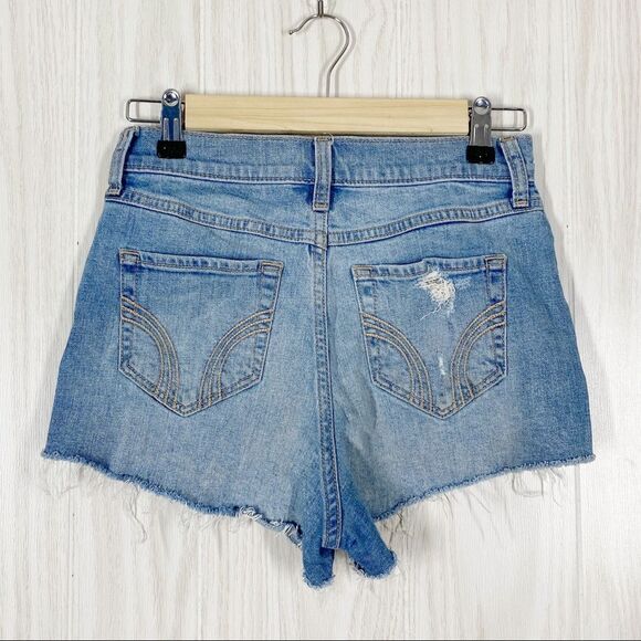 Hollister | Distressed High Rise Vintage Jean Shorts Size 1 / 25 - Picture 2 of 4